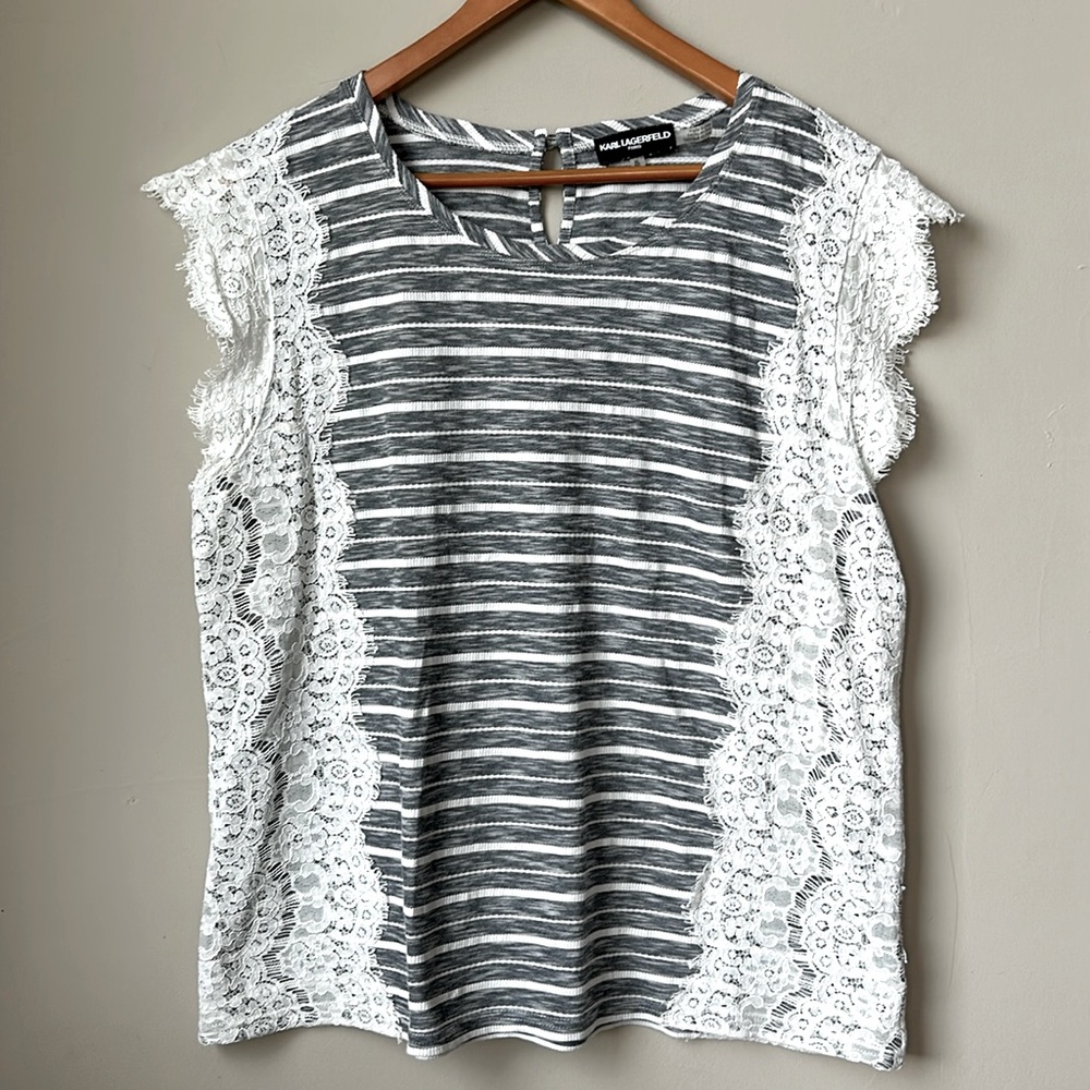 KARL LAGERFELD blue and white flutter sleeve with lace embellishments size XL